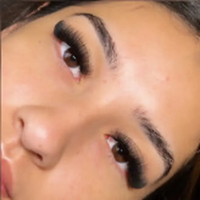 Wispy set by Lash Artistry By Nellie